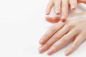 How To Make Your Own Cream For Irritated Hand Skin?