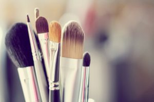 How To Store And Clean Make-Up Brushes The Right Way?